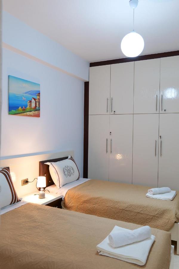 Sunny 3 * Saranda